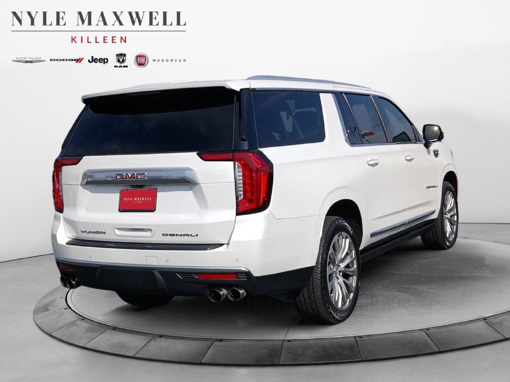 Used 2021 GMC Yukon XL Denali w/ Denali Premium Package AWD/4WD image 16