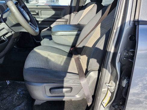 Used 2012 RAM 2500 ST w/ Popular Equipment Group image 18