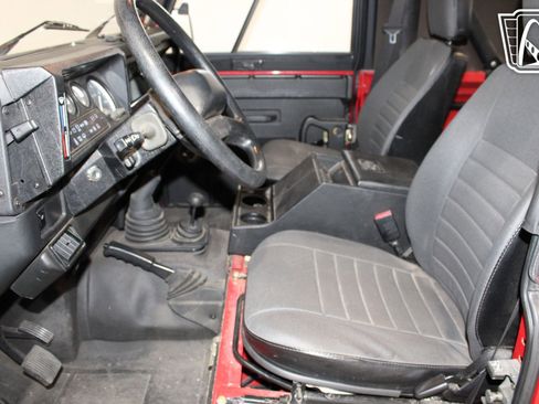 Used 1994 Land Rover Defender 90 image 30