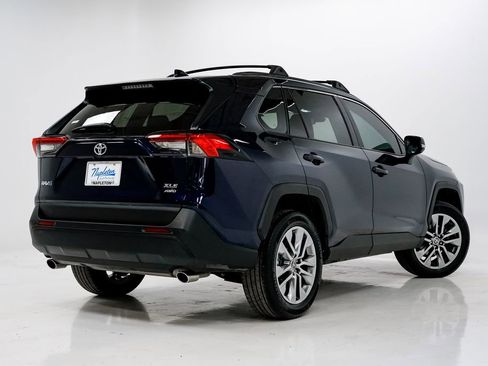 Used 2023 Toyota RAV4 XLE Premium image 32