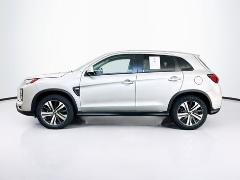 Used 2025 Mitsubishi Outlander Sport ES AWD/4WD image 4