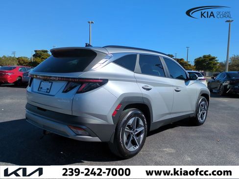 Used 2025 Hyundai Tucson SEL image 5