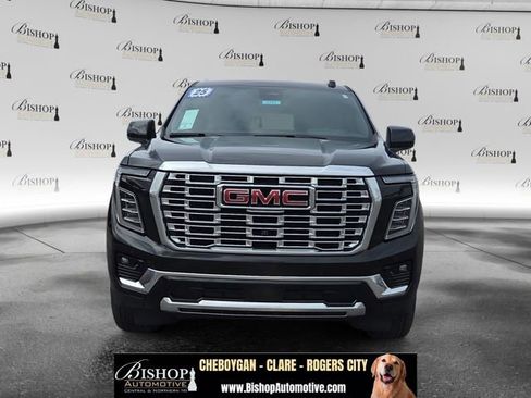 Used 2025 GMC Yukon Denali w/ LPO, Floor Liner Package AWD/4WD image 18