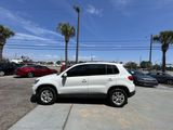 Used 2017 Volkswagen Tiguan S image 3