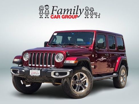 Used 2021 Jeep Wrangler Unlimited Sahara w/ Cold Weather Group AWD/4WD image 1