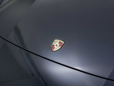 Used 2018 Porsche Panamera image 10