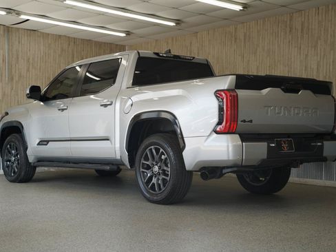 Used 2024 Toyota Tundra Platinum AWD/4WD image 7