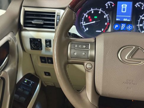 Used 2017 Lexus GX 460 Luxury image 25