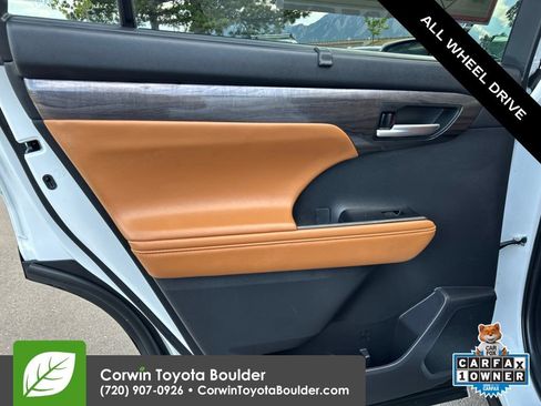Certified 2026 Toyota Highlander Platinum AWD/4WD image 21