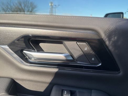 New 2026 GMC Yukon Denali w/ Denali Reserve Package AWD/4WD image 52