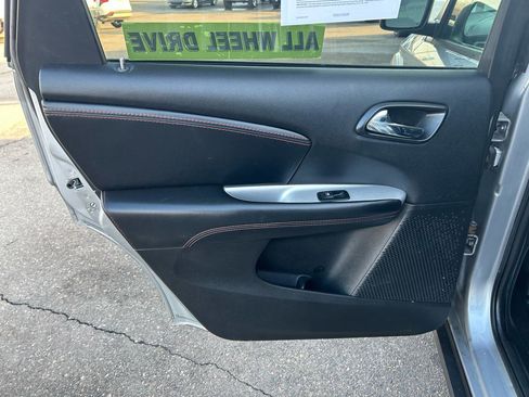 Used 2017 Dodge Journey GT w/ Driver Convenience Group image 14