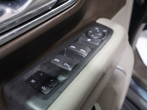 Used 2021 Chevrolet Tahoe LT AWD/4WD image 14