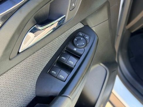Used 2022 Chevrolet TrailBlazer LS AWD/4WD image 16