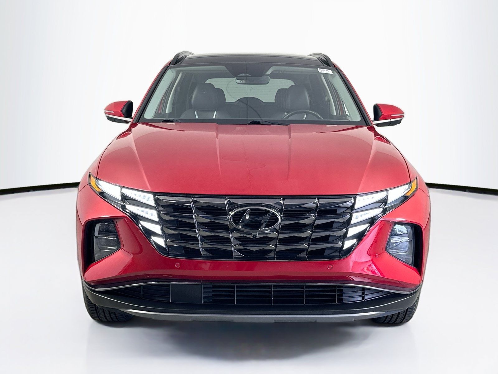 Used 2023 Hyundai Tucson Limited w/ Cargo Package AWD/4WD image 2