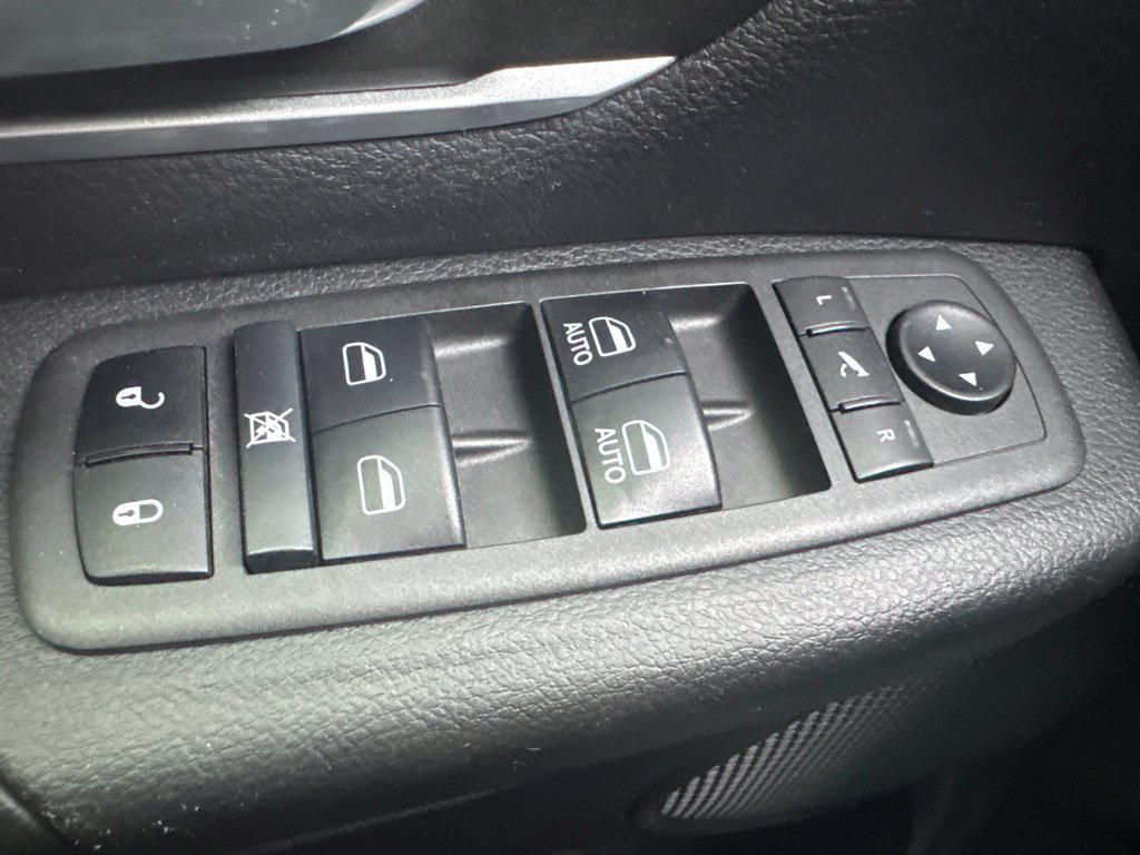 Used 2021 RAM 1500 Big Horn AWD/4WD image 25