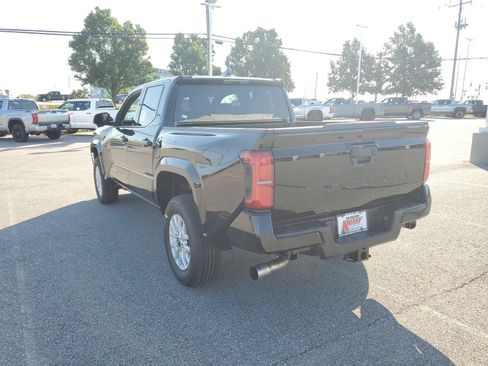 New 2026 Toyota Tacoma SR5 RWD image 3