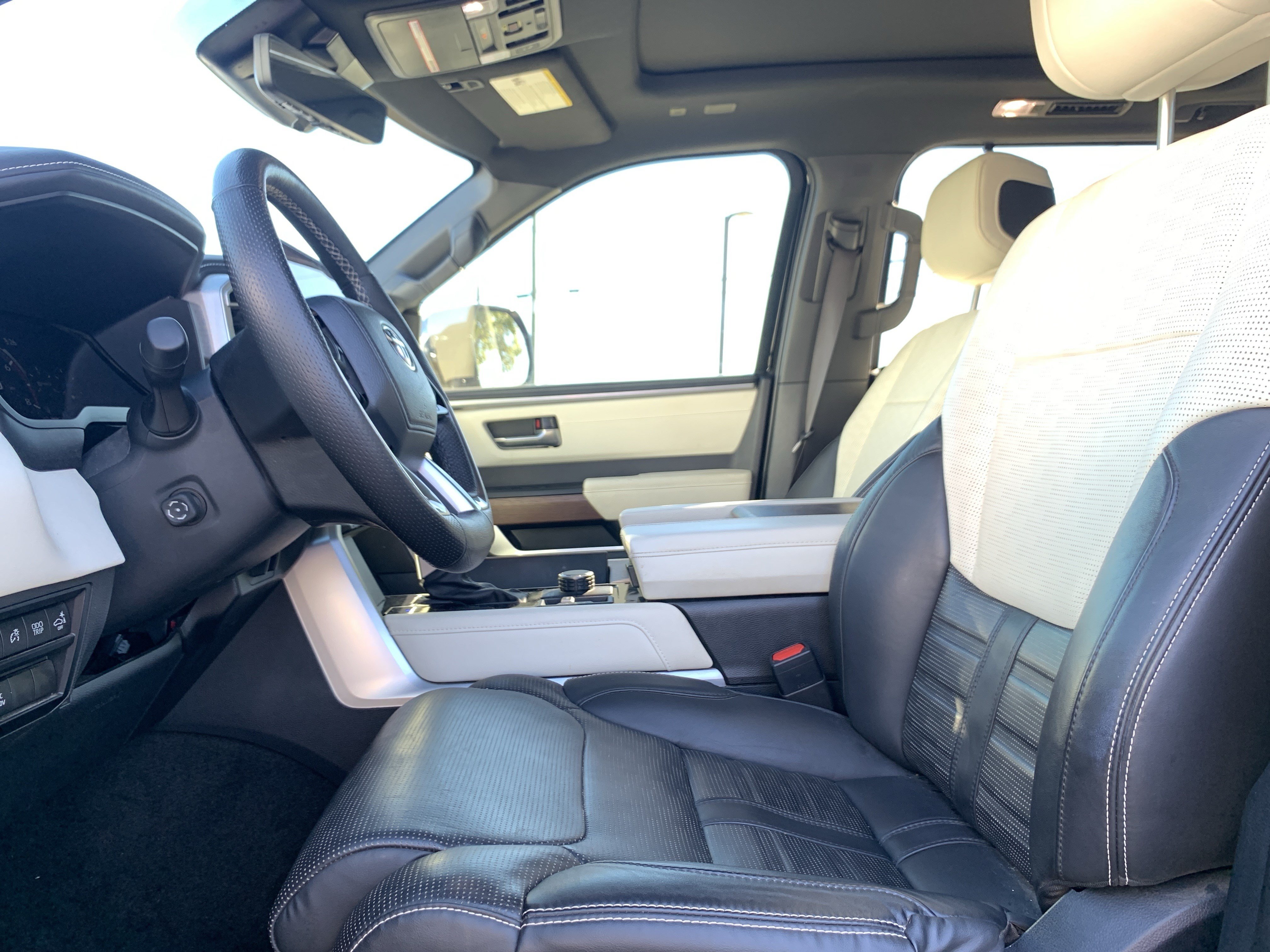 Used 2024 Toyota Sequoia Capstone AWD/4WD image 16