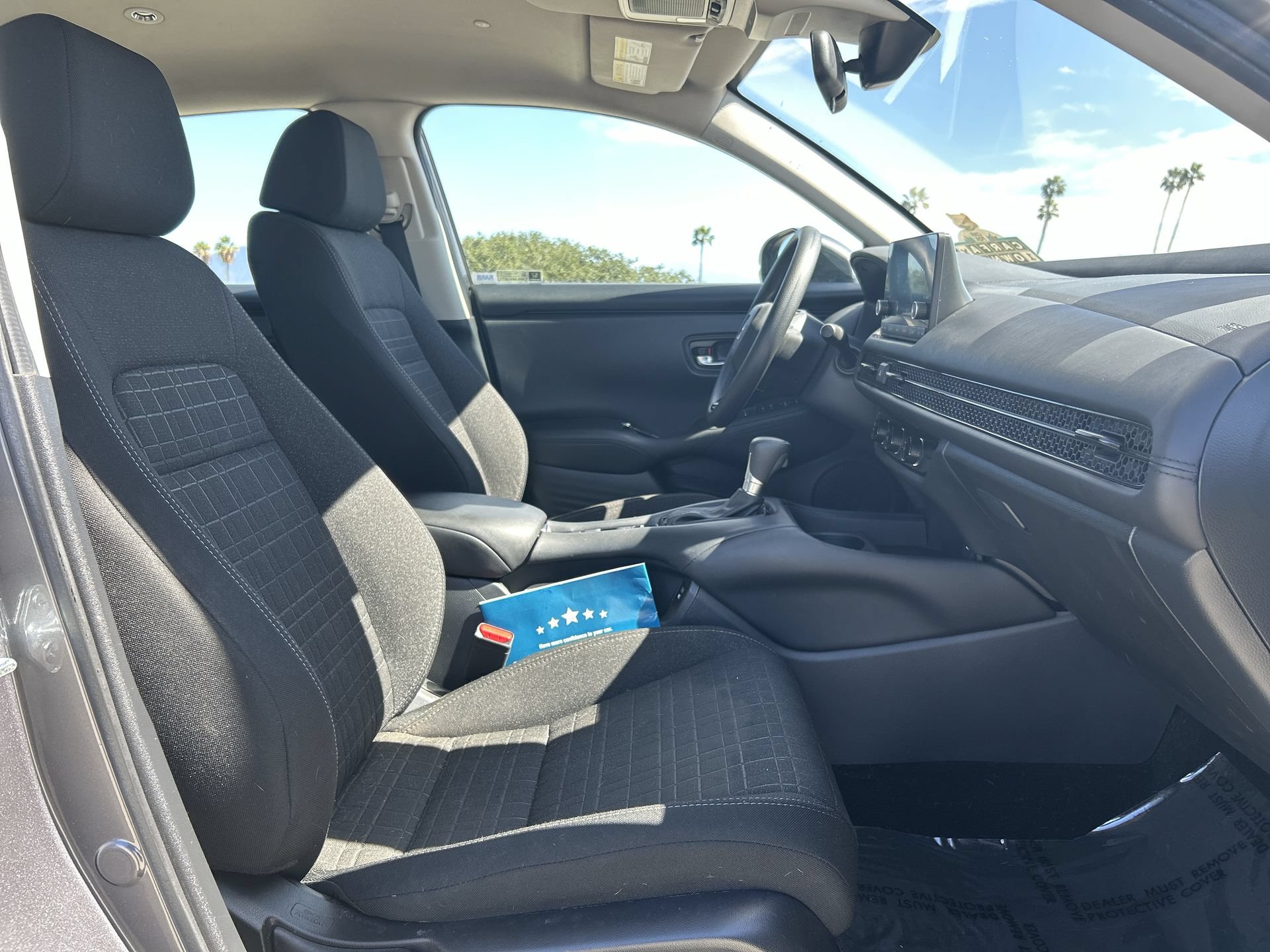 Certified 2025 Honda HR-V LX image 25