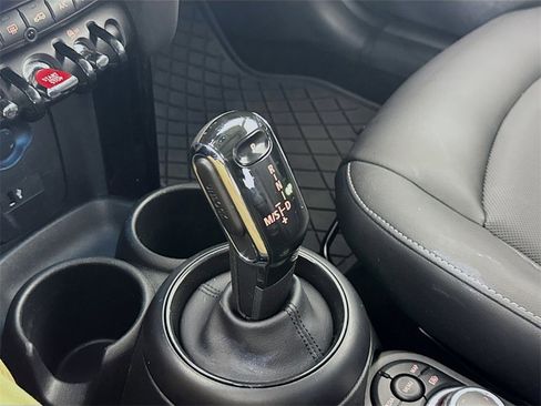 Certified 2023 MINI Cooper 2-Door Hardtop image 16