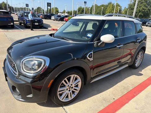 Used 2023 MINI Cooper Countryman S FWD image 1