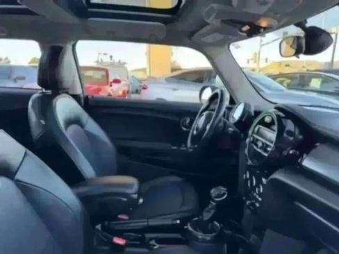 Used 2015 MINI Cooper 2-Door Hardtop FWD image 9