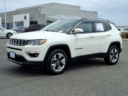Used 2019 Jeep Compass Limited AWD/4WD image 3