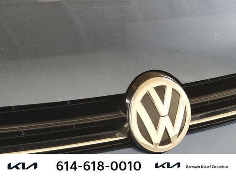 Used 2016 Volkswagen Golf S image 14