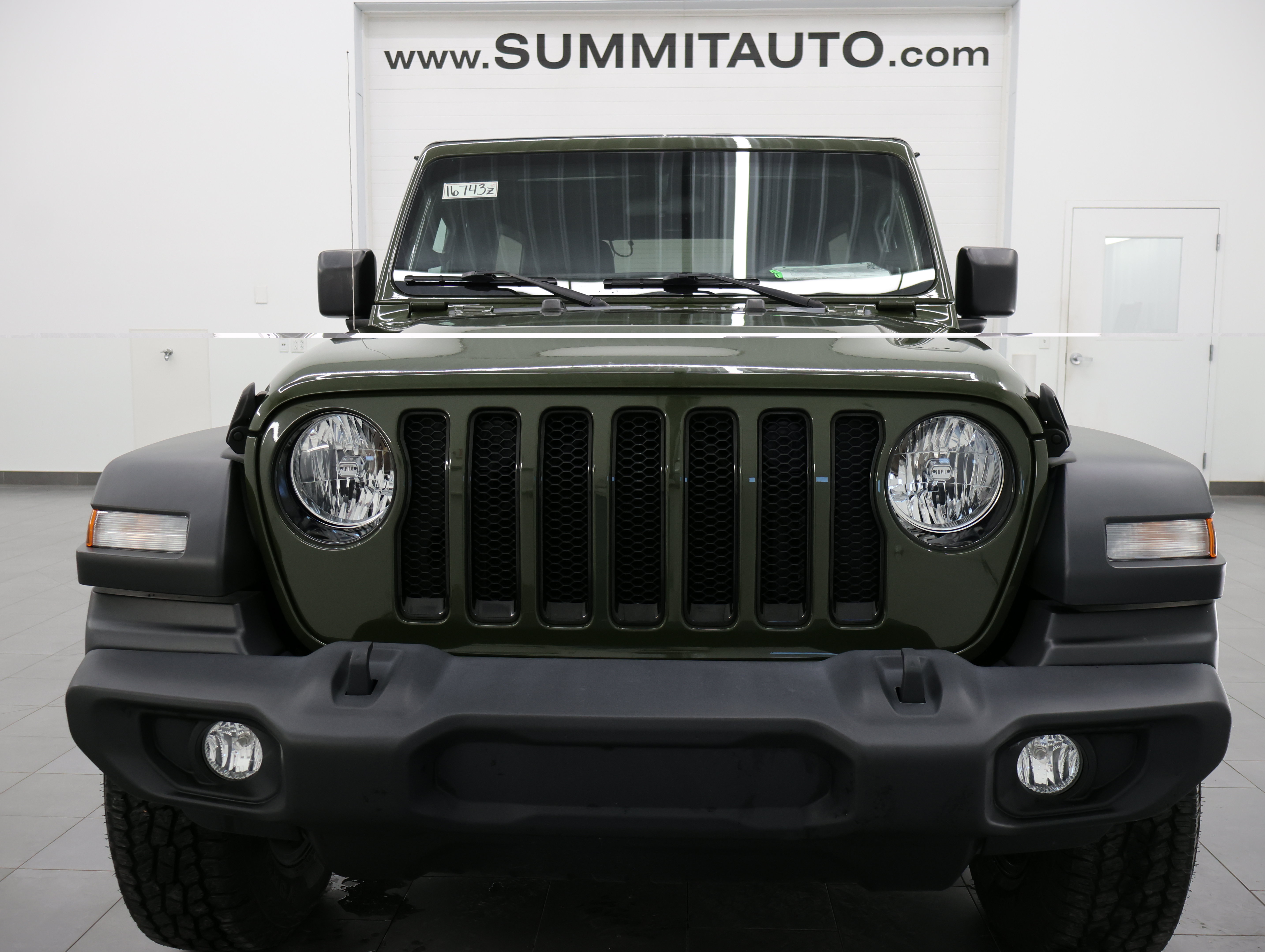 Used 2023 Jeep Wrangler Unlimited Sport AWD/4WD image 19