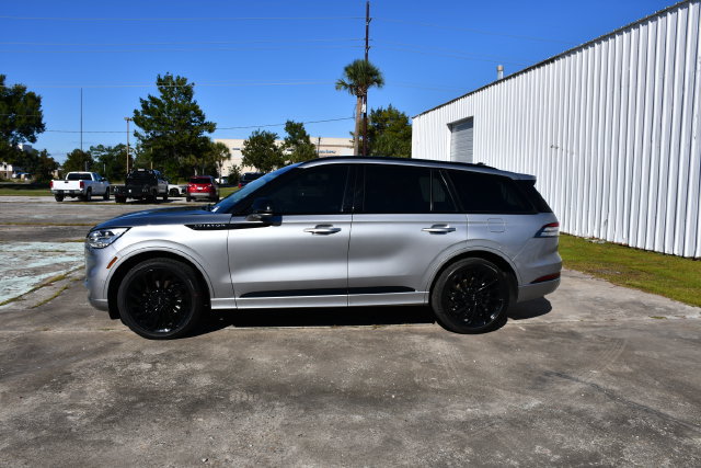Certified 2023 Lincoln Aviator Reserve w/ Equipment Group 201A AWD/4WD image 6