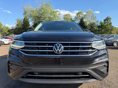 Used 2022 Volkswagen Tiguan S image 2