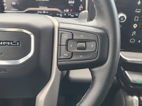 Used 2024 GMC Sierra 1500 Denali w/ Technology Package AWD/4WD image 29