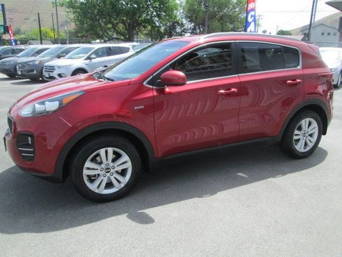 Used 2017 Kia Sportage LX w/ LX Popular Package AWD/4WD image 3