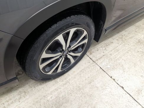 Used 2023 Subaru Forester Limited image 7