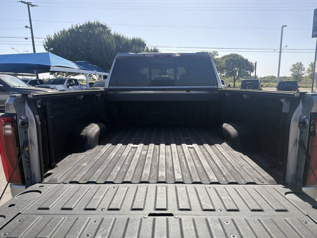 Used 2025 GMC Sierra 2500 Denali Ultimate w/ Max Trailering Package AWD/4WD image 6