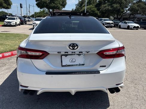 Used 2019 Toyota Camry XSE w/ Driver Assist Package FWD image 4