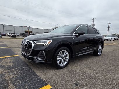 Certified 2025 Audi Q3 2.0T Premium w/ Convenience Package