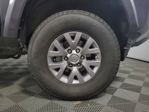 Used 2019 Toyota Tacoma SR5 image 11