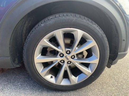 Used 2021 Ford Explorer Platinum w/ Equipment Group 601A image 25