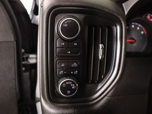 Used 2025 Chevrolet Silverado 2500 Custom w/ Custom Value Package AWD/4WD image 7