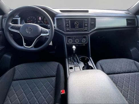 Used 2020 Volkswagen Atlas Cross Sport S FWD image 15