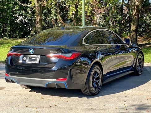 Used 2023 BMW i4 eDrive40 image 7