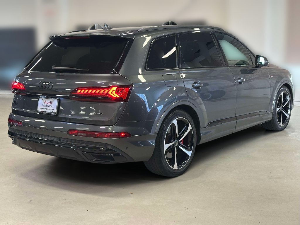 Used 2024 Audi Q7 3.0T Prestige AWD/4WD image 4