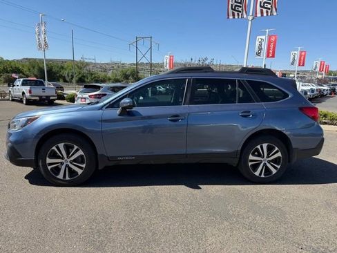 Used 2018 Subaru Outback 3.6R Limited AWD/4WD image 5