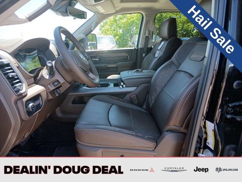 New 2025 RAM 2500 Limited image 10