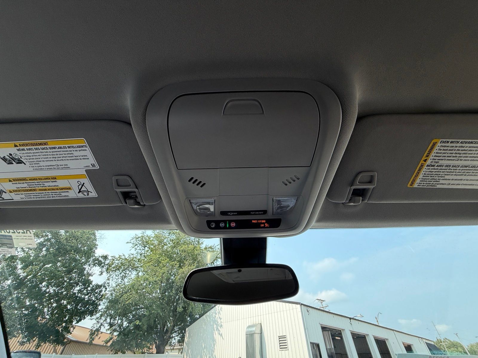 Used 2020 GMC Terrain SLE w/ Driver Convenience Package FWD image 21