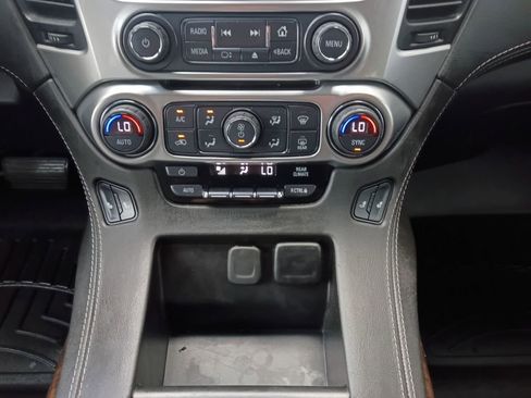 Used 2020 Chevrolet Tahoe LT RWD image 4