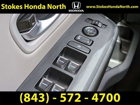 Certified 2025 Honda Pilot Touring image 30