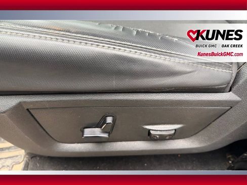Used 2017 RAM 1500 Rebel w/ Luxury Group AWD/4WD image 10