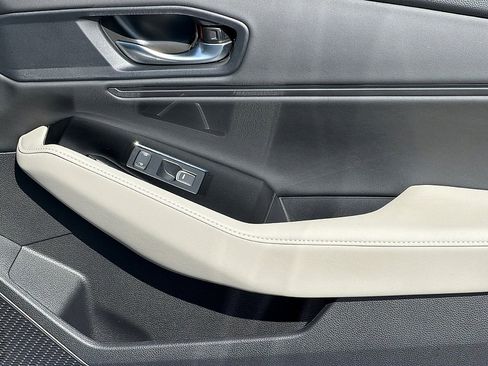 Used 2025 Honda Accord Touring image 24