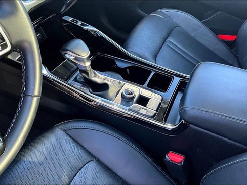 Used 2023 Kia Sorento SX image 10